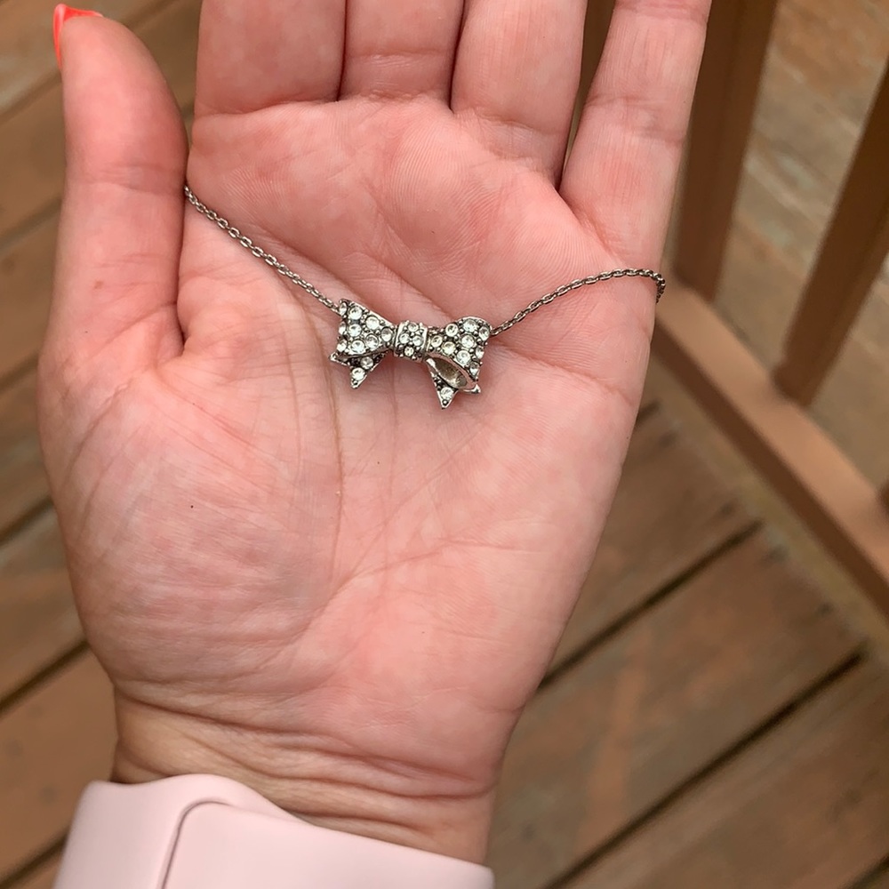 Juicy couture bow necklace